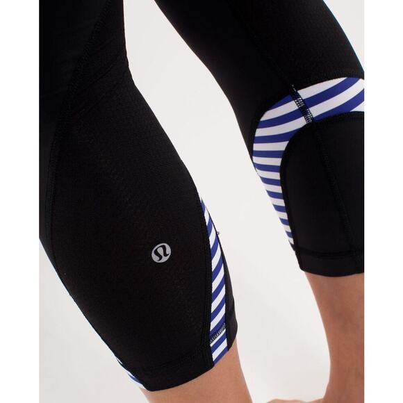 Lululemon Run Inspire Crop Leggings Black & Blue White Narrow Bold Stripes Sz 4 - Picture 3 of 10